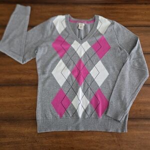 Izod Women's V-Neck Sweater in Gray and Pink Argyle